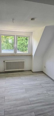 450 € - 42 m² - 2.5 Zi.