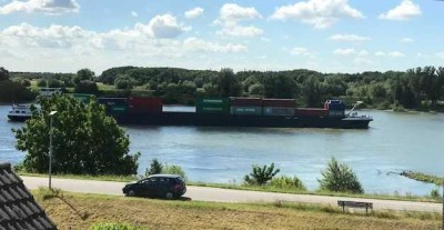 Attraktive Maisonettwohnung mit Rheinblick!