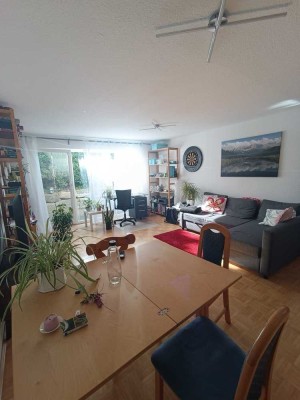 Helle 2 Zimmer-Wohnung mit Terrasse und Einbauküche in Mössingen