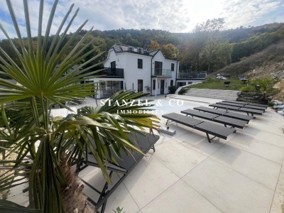 MODERNE VILLA MIT TRAUMBLICK &amp; Pool