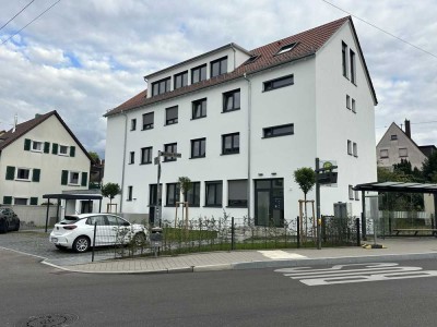 TOP - Erstbezug nach Kernsanierung (KfW 55) - Sonniges und ruhiges 1-Zimmer-Apartment in Fellbach
