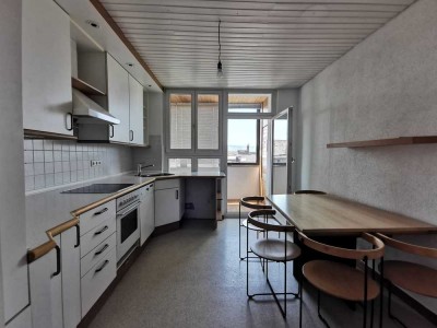 Große 3-Zi.-Wohnung mit Einbauküche  in Pforzheim-Nordstadt