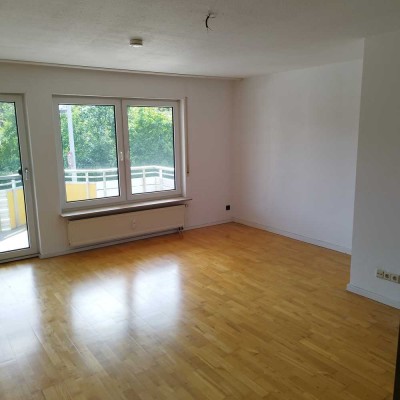 Stilvolle, modernisierte 1-Zimmer-Wohnung mit Einbauküche in Weilheim an der Teck