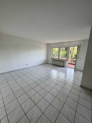 Gepflegte 3-Raum-Wohnung mit Garten und Garage in Oberhausen-Altstaden