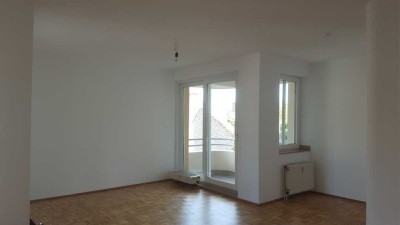 2 Zimmer Wohnung in Monheim, barrierefrei, mit Aufzug