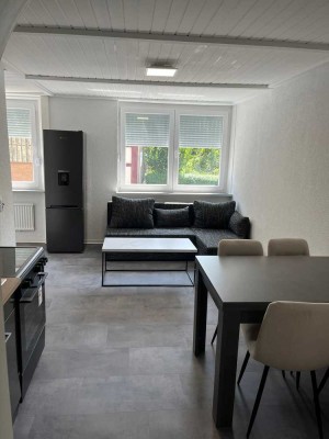Möblierte 2-Zimmer-Wohnung – Erstbezug nach Sanierung