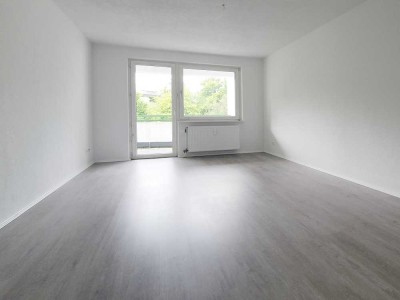 Für Paare geeignet: Schöne 2 Zimmer mit Balkon!