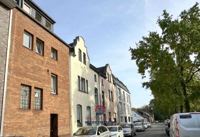KREFELD - BOCKUM-UERDINGEN - VOLLSTÄNDIG MODERNISIERTE 2-ZIMMERWOHNUNG MIT GROSSER TERRASSE & KÜCHE