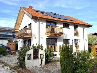 Ruhiges und exklusives Neubau-Zweifamilienhaus auf dem neuesten Stand der Technik!