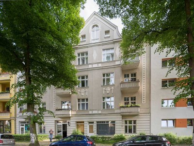 Handwerkliches Geschick erforderlich - ebenerdige Wohnung mit großer Fensterfläche