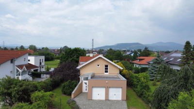 Ruhelage: Traumhaus in Kottingbrunn auf Doppelgrundstück