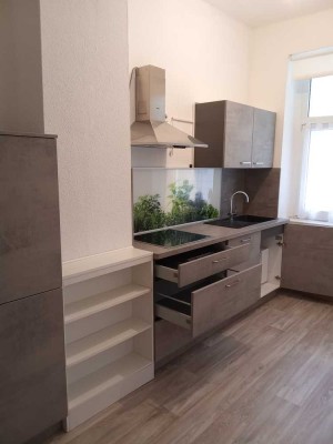 Schöne  2-Zi.-Wohnung mit Einbauküche