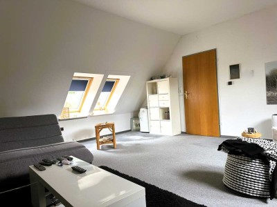 Helle 2-Zimmer Dachgeschosswohnung in Weyhe- Leeste