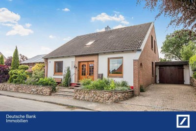 ++Großzügiges Wohnhaus mit Gartenparadies in Borgstedt++