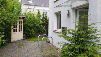 Attraktives und gepflegtes 5-Raum-Reihenendhaus in Laatzen