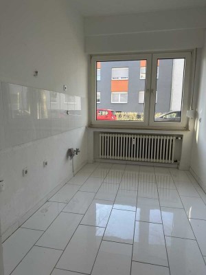 Wohnung, 50 m² Wfl, 2 Zi., Küche , Diele, Bad.