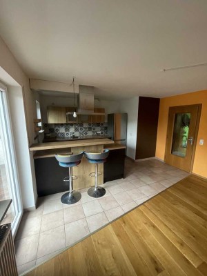 Helle, einladende 3-Zimmer Wohnung mit idealem Grundriss und großem Balkon