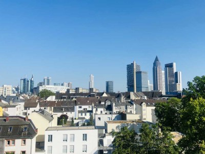 NEU*Wohnen wie im eigenen Haus*Moderne 4-Zimmer Wohnung*inkl. EBK*Balkon*Skylineblick*Lift*Toplage