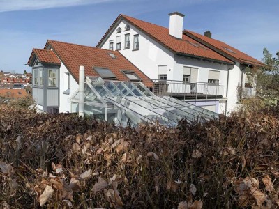KNIPFER`S IMMOBILIENSCHÄTZE - TOP- Lage - DHH mit Anbau für Büro/Einliegerwohnung u. Außen-Whirlpool