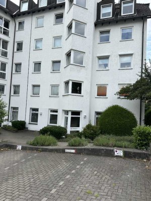 Schicke, vollständig sanierte (wie Neubau) 2-Zimmer-Wohnung auf 54 qm, Innenstadt-nah, Stellplatz
