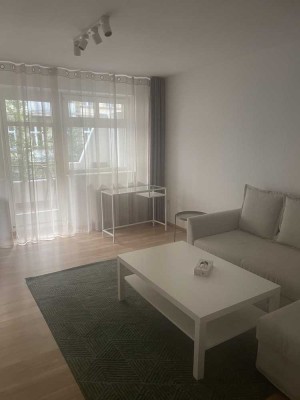 All-inclusive! Hochwertig möblierte Wohnung mit Einbauküche und Balkon/ Endpreis für 1400 €