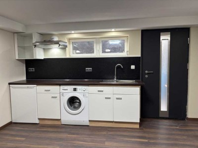 Komplett möbilierte 34qm Studio-Wohnung mit gehobener Innenausstattung in Hösbach