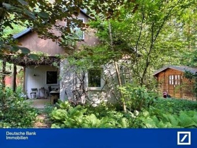 DORNRÖSCHENSCHLAF - Haus in Biesenthal-Danewitz auf Waldgrundstück sucht den "Aufwachkuss"