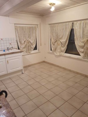 Remagen, Helle 2-Zimmer-Wohnung KD B+Dusche  mit Balkon