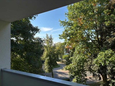 Exklusive 3-Zimmer Wohnung mit hochwertiger Ausstattung und nagelneuer EBK