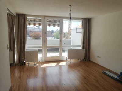 Sonnige 2,5 Zimmer Wohnung mit Terasse in Unterschleißheim