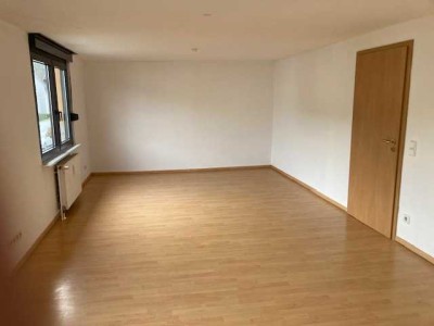 Vollständig renovierte 3-Raum-Maisonette-Wohnung in Mainz-Marienborn