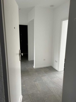 Schöne und sanierte 3-Raum-Wohnung mit gehobener Innenausstattung mit Balkon in Viersen