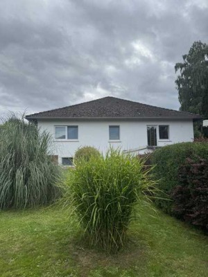 Großzügige Wohnung in Zweifamilienhaus