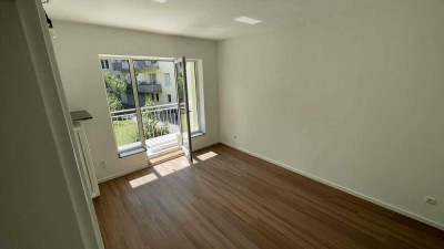 **Zuschlagen!!**Maxvorstadt - Loristraße (Hochschule) -renovierte Wohnung mit 2 Balkonen**