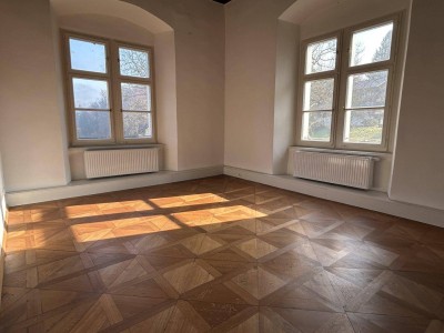 Wohnen im Schloss Schwarzenegg! - 2 - Zimmer Wohnung