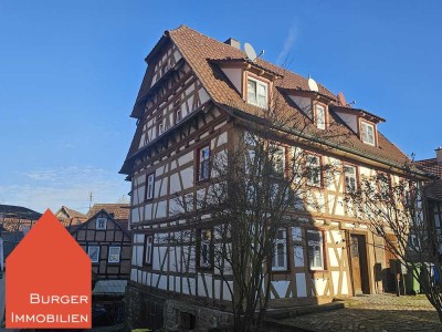 Altes Fachwerk für junges Leben – schöne 2-Zimmer EG-Wohnung im Herzen von Ötisheim