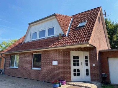Modernisierte 3-Zimmer-Wohnung 1.OG mit Einbauküche in Auhagen