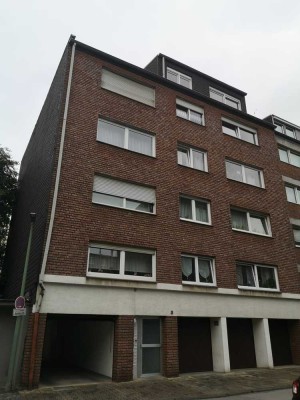 WG-geeignet: 4,5-Raum Wohnung in Top Mietshaus