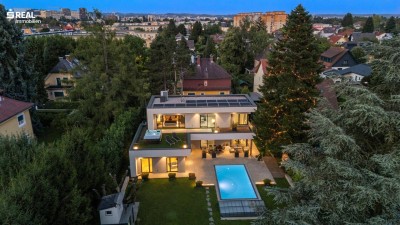 Luxuriöse Designer-Villa zum Soforteinzug