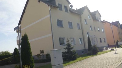 Eigentumswohnung in begehrter Wohnlage mit Pkw-Stellplatz und Terrasse in Bad Düben
