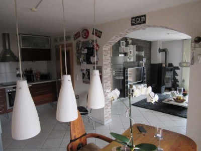 Stilvolle 4-Raum-Wohnung mit gehobener Innenausstattung mit 2 Balkons in DUTENHOFEN!