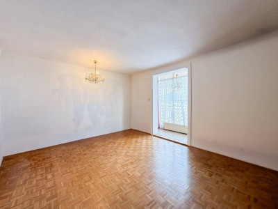 DACHGESCHOSSWOHNUNG MIT TERRASSE - möbliert oder unmöbliert