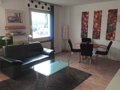 +++Top Lage, gepflegte Wohnung in ruhigen Haus: 1 Zi, KD, neues Bad, EBK, GARTEN, EG,+++