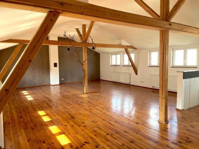 Apartment mit Altbaucharme - Zentrumsnähe ROB/HBF