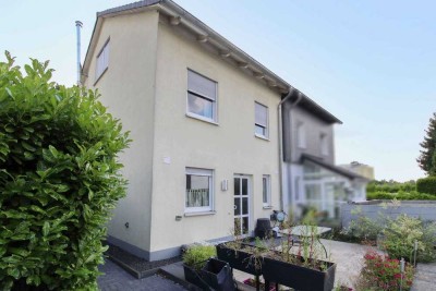 Einziehen & Wohlfühlen: Moderne Doppelhaushälfte in Wülfrath