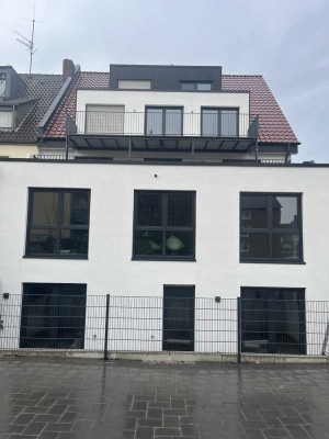Neuwertige 4-Raum-Terrassenwohnung mit Balkon in Münster