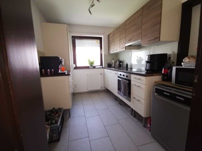 Renovierte 3-Zi.-Whg. mit Einbauküche, Gartennutzung und Stellplatz zu vermieten