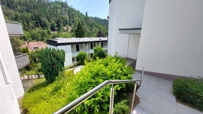 Stilvolle 1-Zimmer-Wohnung mit Balkon und Einbauküche in Schönmünzach Nähe Baiersbronn