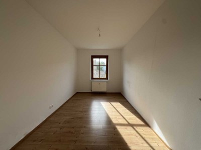 Moderne 3-Zimmer Wohnung mit Garten