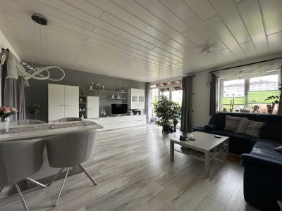 Zentrale 2,5 Zimmerwohnung mit Einbauküche und traumhaftem Naheblick!